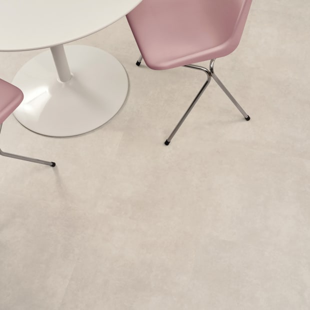 Pale Ash: Commercial LVT Flooring from the Amtico Spacia Collection